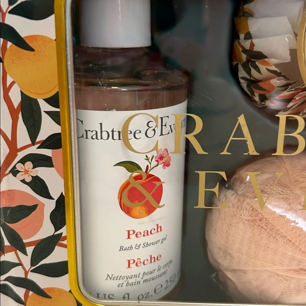 Crabtree & Evelyn Peach Body Wash‎ Lotion Soap Sponge Shower Loofah 4 pc. Set